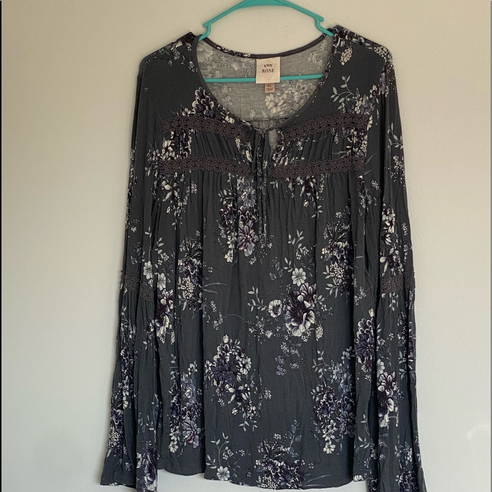 Flowy blouse